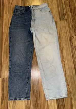 PacSun Women's 27 Half Bleached High Rise‎ Straight Jeans thumbnail 1