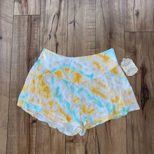 NWT altard state yellow blue tie dye shorts‎ M thumbnail 6