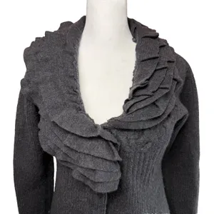 Tahari Long Cardigan Sweater Jacket 100% Merino Wool Size Small Gray Ruffle Snap thumbnail 4