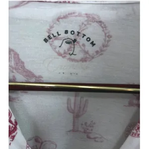 Lainey Wilson‎ Peace, Love, and Cowboys Bell Bottom Western Print PJ Set Size L thumbnail 5