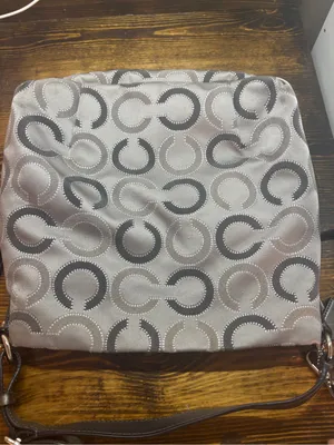 Coach‎ Gray Purse thumbnail 2