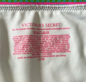 Victoria's Secret COPY - Bikini Large bottoms 38C top. GUC. thumbnail 2