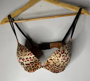 Victoria’s Secret 32D Very Sexy Push Up-pigeonnant Animal‎ Print Bra CP thumbnail 1