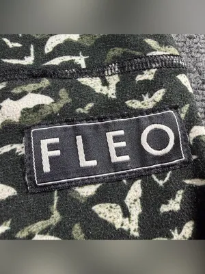FLEO Halloween Bats Black & White Shorts Women's Size S Workout Gym Athleisure thumbnail 2