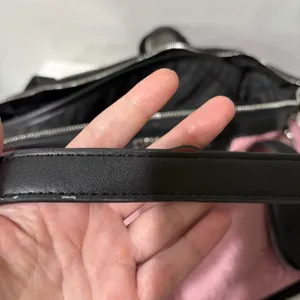 Steve‎ Madden Pink quilted tote Travel bag and detachable crossbody Bag Keychain thumbnail 10