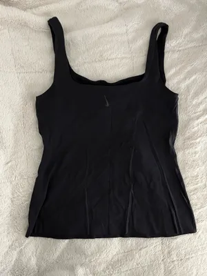 Black Nike Tank thumbnail 2