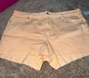 Old Navy Shorts thumbnail 1