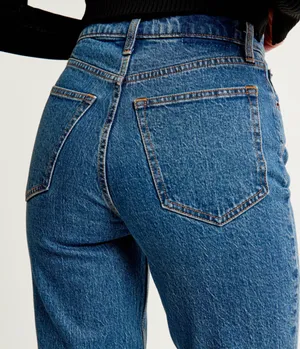 Abercrombie High rise 90s Straight Jean thumbnail 4