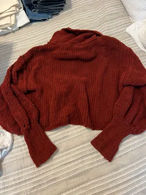 Sweater thumbnail 3