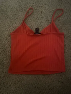 Tank Top Crop Top thumbnail 2