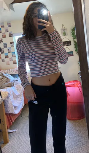 Brandy Melville Long Sleeve thumbnail 1