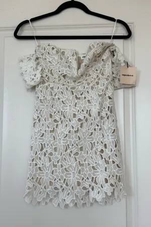 NWT superdown Revolve White Lace Off The Shoulder Mini Dress Bridal XS thumbnail 1
