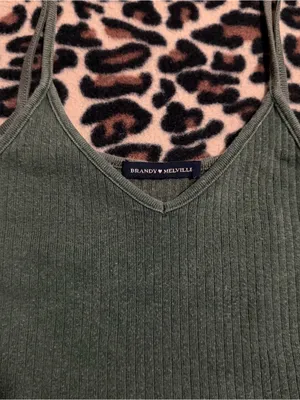 brandy melville lorene forest green ribbed tank top thumbnail 5