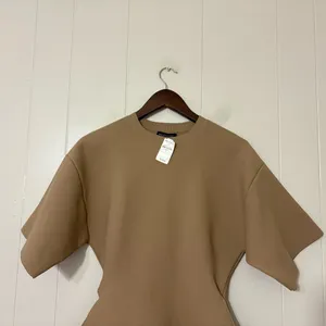 Balenciaga Garden Robe Stretch Mini Dress Viscose Blend Beige M NWT Flaws thumbnail 5