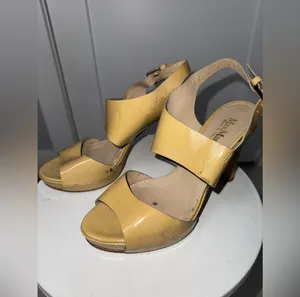 Max Mara Tan Patent Heels/ 7.5 thumbnail 4