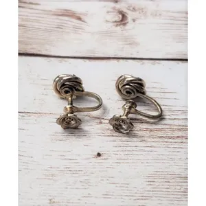 Vintage Screw Back Earrings Dainty Pink Gem with Swirl Halo 3/8" thumbnail 4