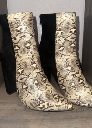 Snakeskin boots Multiple Size 8.5 thumbnail 1