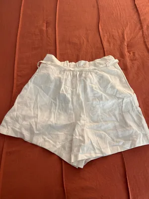 White Linen Shorts Size M thumbnail 2