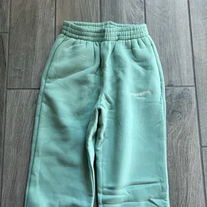 Vitae apparel daily reminder green sweatpants thumbnail 2