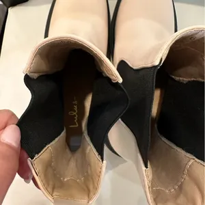 Lulu’s New Derrie Light Nude Platform Ankle Boots Chelsea Women’s Size 6.5 thumbnail 12