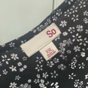 SO Fancy tank top thumbnail 2