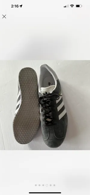 Adidas Gray Gazelle Sneakers 10.5 thumbnail 4