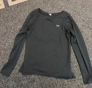 Under Armour Shirt thumbnail 1