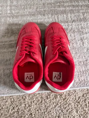 DV by Dolce Vita Sneakers thumbnail 2