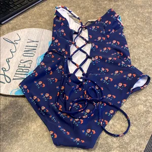 Cupshe Blue and Red Floral One Piece Swimsuit with Corset lacing in back thumbnail 2