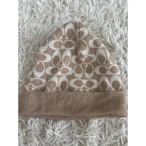 Vintage y2k Coach Signature C Logo Beanie Hat Tan Cream Wool Blend OS‎ thumbnail 3