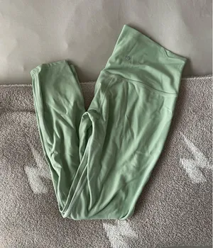 Green Lululemon Leggings Align 25" thumbnail 1