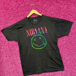 Nirvana Nevermind Dead Eyes Colorburst Smiley Grunge Tee XL thumbnail 2