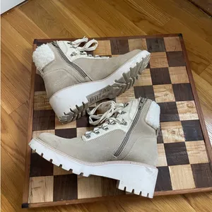 Dolce Vita Helix Beige Winter Boots Shearling Lace-up Outdoors Gorpcore size 7 thumbnail 2