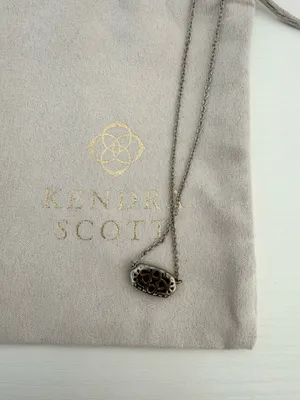Kendra Scott Necklace thumbnail 2