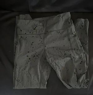 Vuori Army green Splatter Print Leggings thumbnail 1