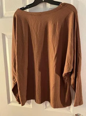 Brown long sleeve shirt thumbnail 1