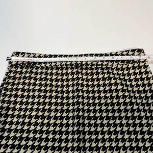 ELLE Houndstooth Knit Pencil Skirt Black/Beige High Rise Knee Pull On 6 thumbnail 4