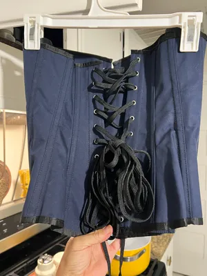 NWOT Corset Size 26 thumbnail 3