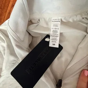 Alphalete Women's M‎ Full Zip Pro Elite Performance Jacket White Silver Camo NWT thumbnail 3