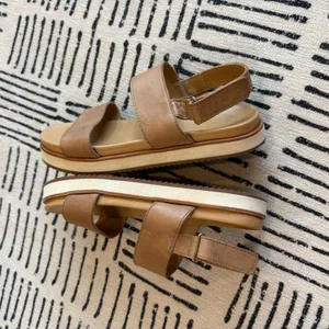 Nisolo Go-To Flatform Leather Platform Sandals Almond 7.5 thumbnail 5