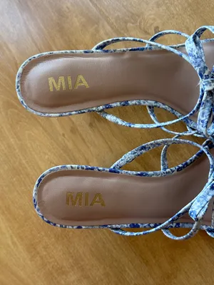 MIA Treanor Heel, Blue and White Floral Ribbon Kitten Heels, Size 9 thumbnail 15