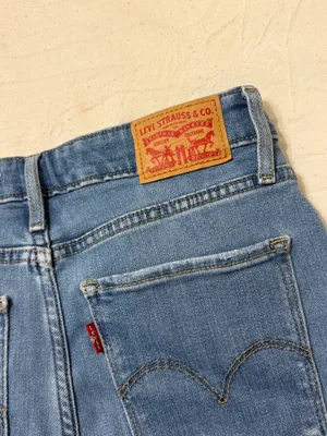 Levi’s Jeans thumbnail 3