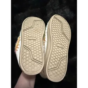 MOU - Eskimo Sneaker with Bold Rainbow Stitching in Nubuck True White 6 shoes thumbnail 6