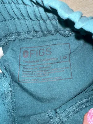 FIGS Scrubs Set thumbnail 4