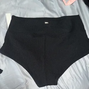 Pink VS bikini bottoms thumbnail 2