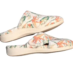 Vionic Gemma Marshmallow Tropical slippers thumbnail 3