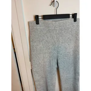 Aerie Gray Groove On Ribbed Velour Flare Sweatpants thumbnail 8