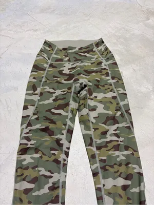 1st phorm Camo Leggings Green activewear thumbnail 2