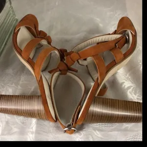 Anaki size 9.5 Paris tawny brown ankle strap heels thumbnail 5
