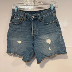 Classic Levi 501 button fly High-Rise Distressed Denim Shorts‎ - Blue thumbnail 1